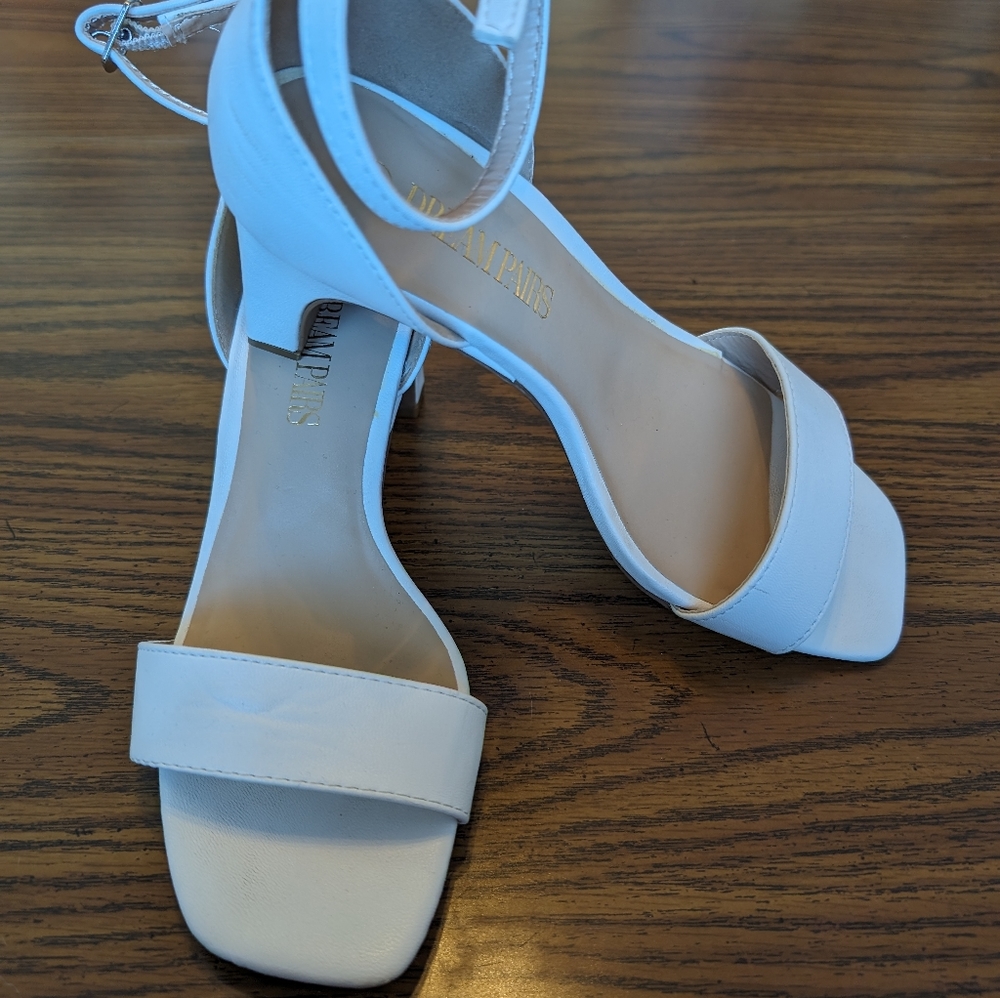 Dream Pairs Women's White Simple High Heel Shoe-Size 5.5